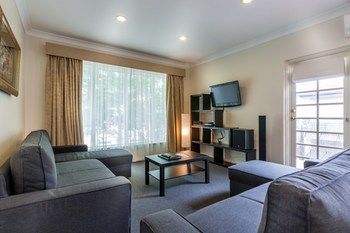 Best Western Melbourne's Princes Park Motor Inn - Perth Resorts 12