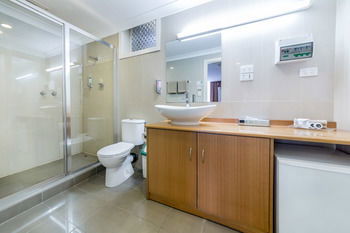 Best Western Melbourne's Princes Park Motor Inn - Perth Resorts 40