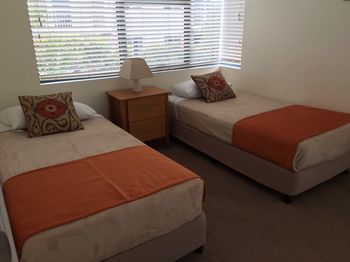 Santorini Twin Waters - Accommodation Perth 32