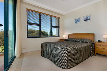 Santorini Twin Waters - Accommodation Perth 36