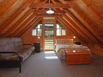 Madigan Wine Country Cottages - Accommodation Perth 33