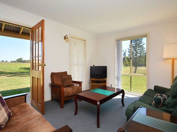 Madigan Wine Country Cottages - Accommodation Perth 82