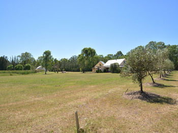 Madigan Wine Country Cottages - Accommodation Perth 92