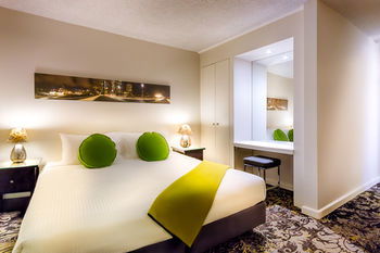 City Limits Hotel - Perth Resorts 6