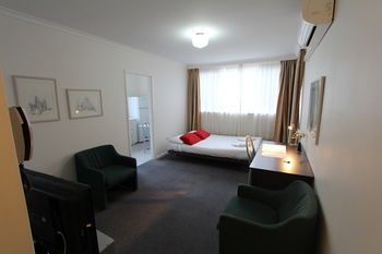 Drummond Apartments Services - Accommodation Perth 4