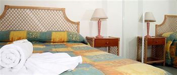 Excellsior - Perth Resorts 11