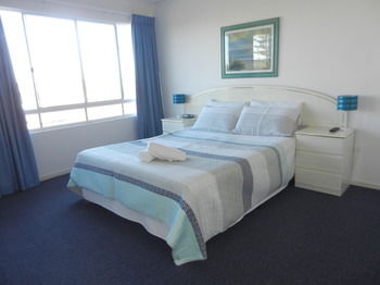 Beachside Resort - Kawana Waters - Accommodation Perth 28