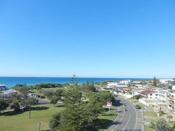 Beachside Resort - Kawana Waters - Accommodation Perth 41