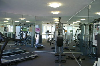 Beachside Resort - Kawana Waters - Accommodation Perth 45