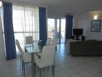 Beachside Resort - Kawana Waters - Accommodation Perth 48