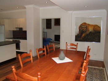 Whispering Pines Chalet & Cottages - Accommodation Perth 11