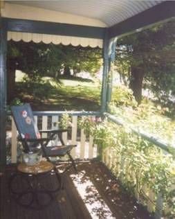 Whispering Pines Chalet & Cottages - Accommodation Perth 4