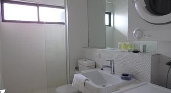 Hiigh Apartments - Accommodation Perth 7