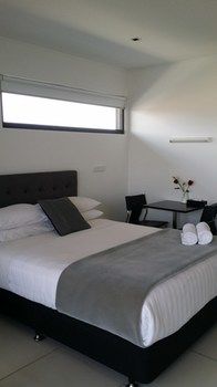 Hiigh Apartments - Accommodation Perth 15