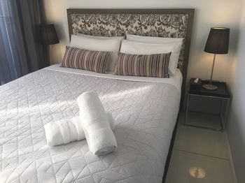 Hiigh Apartments - Accommodation Perth 32