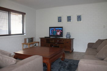 84 The Spit - Perth Resorts 118