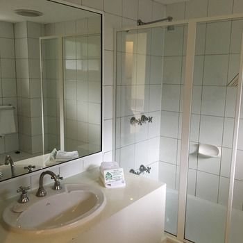 Eltham Gateway Hotel - Accommodation Perth 1