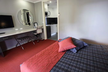 Cattleman's Country Motor Inn & Serviced Apartments - Accommodation Perth 8