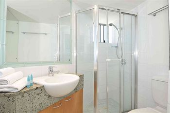 Malibu Mooloolaba - Perth Resorts 2