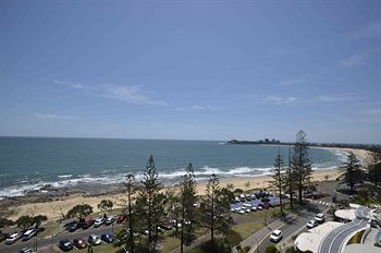 Malibu Mooloolaba - Perth Resorts 3