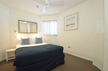 Malibu Mooloolaba - Perth Resorts 4