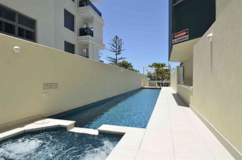 Malibu Mooloolaba - Perth Resorts 19