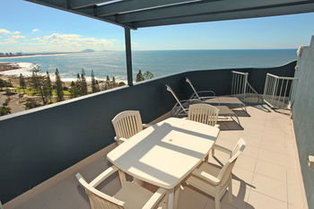 Malibu Mooloolaba - Perth Resorts 34