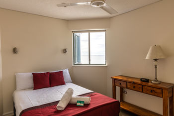 Malibu Mooloolaba - Perth Resorts 55