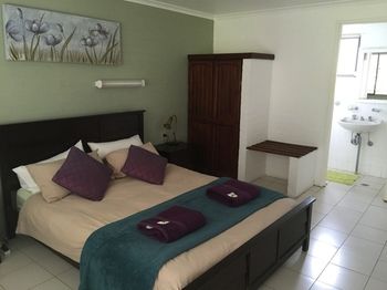 Sinclairs Country Retreat - Accommodation Perth 5
