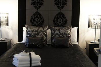 Docklands Executive Apartments - Accommodation Perth 12