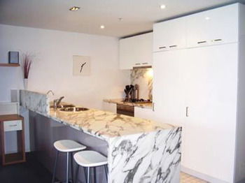 Docklands Executive Apartments - Accommodation Perth 13