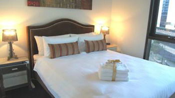 Docklands Executive Apartments - Accommodation Perth 16