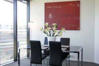 Docklands Executive Apartments - Accommodation Perth 23