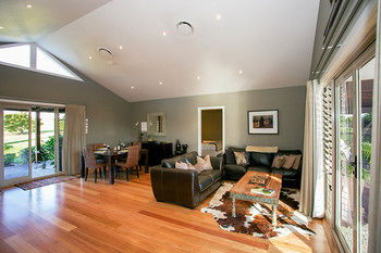 Lilies Luxury Retreats - Accommodation Perth 41