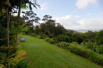 Ninderry Manor Luxury Retreat - Accommodation Perth 6