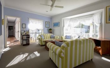 Ninderry Manor Luxury Retreat - Accommodation Perth 7