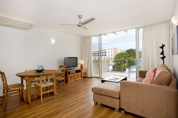 Maison Noosa Beachfront Resort - Accommodation Perth 1