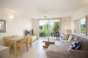 Maison Noosa Beachfront Resort - Accommodation Perth 69