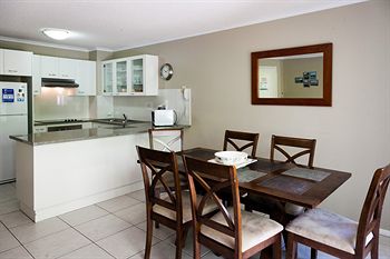 Dockside Mooloolaba - Perth Resorts 25