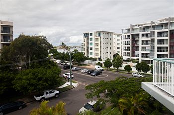 Dockside Mooloolaba - Perth Resorts 35