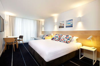 Adina Apartment Hotel Bondi Beach - Perth Resorts 18