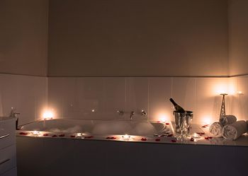 De'Vine Escape - Accommodation Perth 7