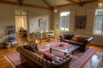 Tizzana Winery Bed & Breakfast - Accommodation Perth 1