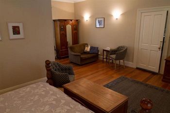 Tizzana Winery Bed & Breakfast - Accommodation Perth 10