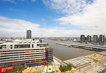 Astra Apartments - Docklands - Accommodation Perth 0