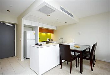 Astra Apartments - Docklands - Accommodation Perth 1