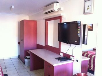 Homestead Motel - Accommodation Perth 1