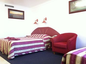 Homestead Motel - Accommodation Perth 10