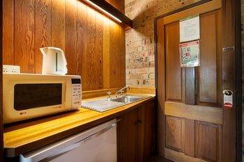 Macquarie Inn - Accommodation Perth 30