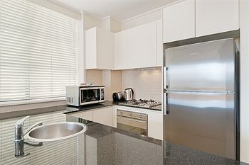Wyndel Apartments - Apex - Accommodation Perth 5